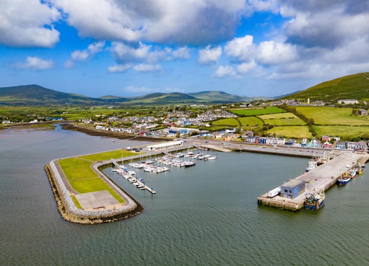 Dingle Courtyard Holiday Homes 3 Bed Exterior foto