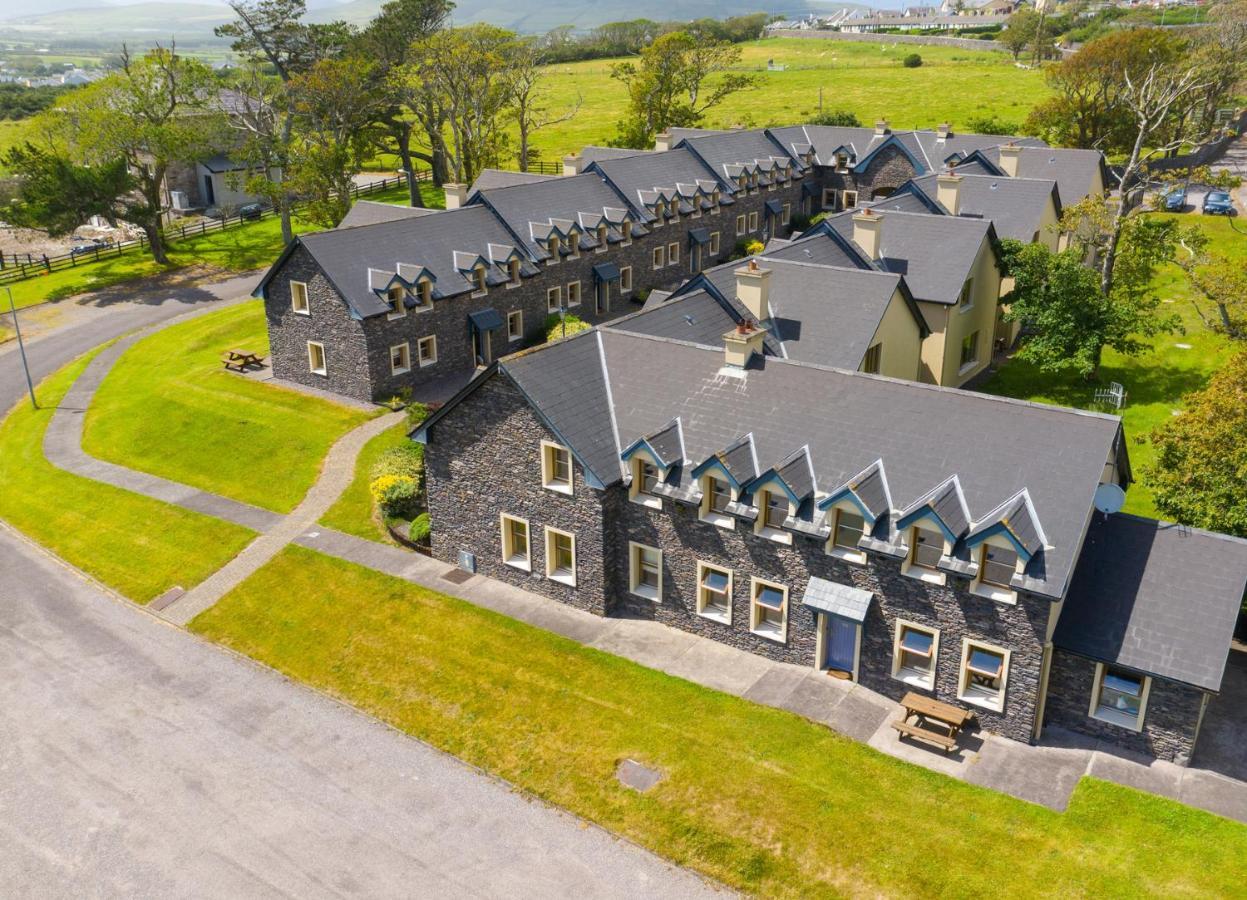 Dingle Courtyard Holiday Homes 3 Bed Exterior foto